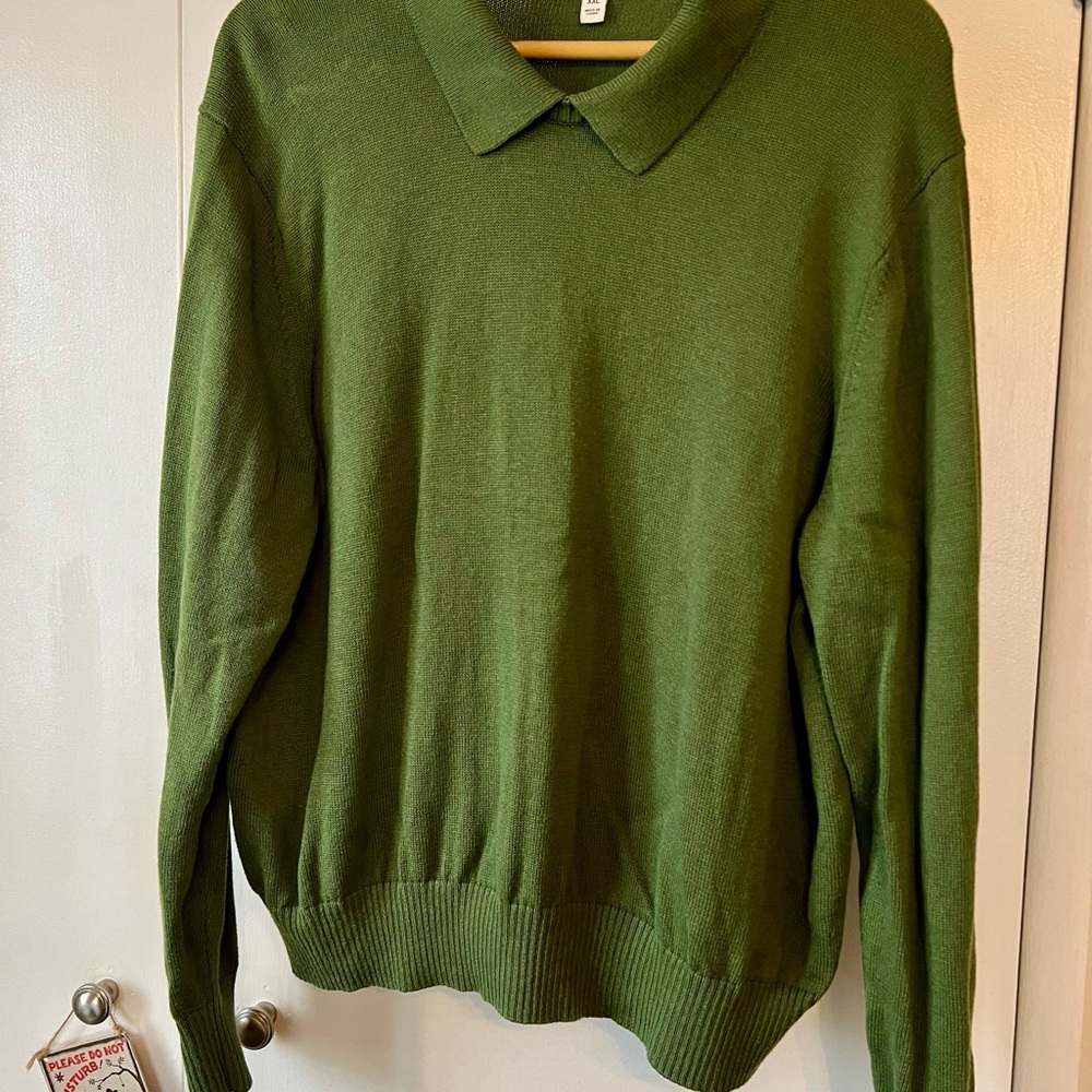 Banana Republic Green Crewneck Sweater Soft Knit Cotton-Silk blend Classic